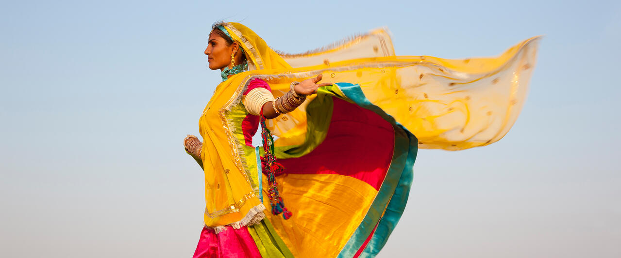 Indien - Wo Frauen die Farben des Lebens tragen Indien - Wo Frauen die Farben des Lebens tragen